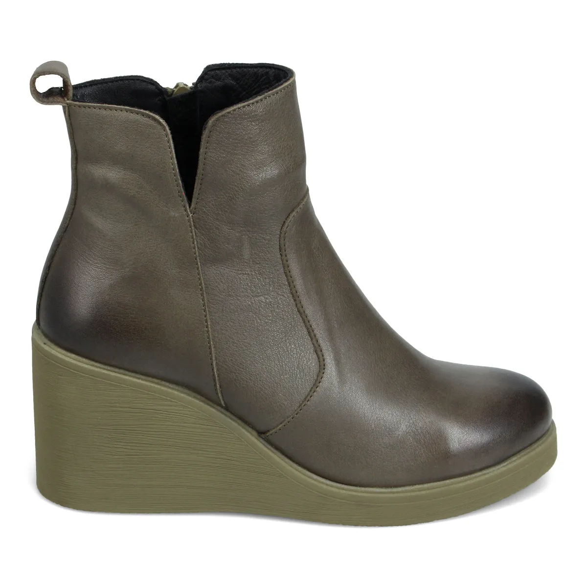 Laura Wedge Boot